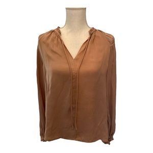 T Tahari blouse with full sleeves